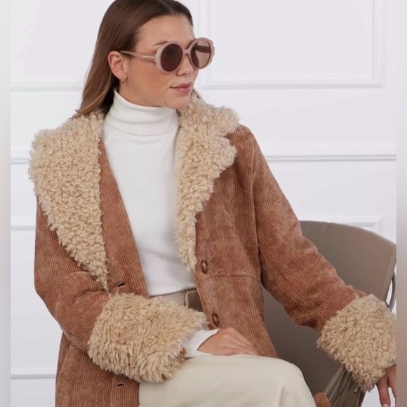 COPY - brand new Chloe Mirtha Round Sunglasses - Picture 11 of 16